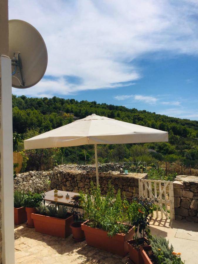 Villa Duboka, Otok Vis Komiža Exterior foto